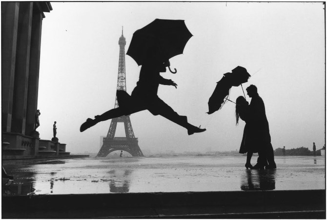 Pariz, 1949. © Elliott Erwitt