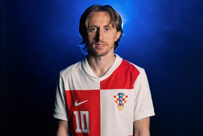 Luka Modrić u novom dresu Hrvatske nogometne reprezentacije. Foto: HNS