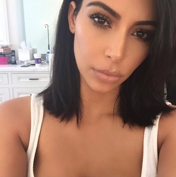 Nova frizura Kim Kardashian | Foto: Instagram (@kimkardashian)