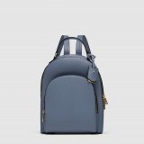 Plavi ruksak s patentnim zatvaračima - 299,90 kn