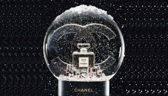 Chanel No 5 L'Eau stiže u čarobnom blagdanskom izdanju