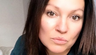 Nina Badrić oduševila bez make-upa: 'Šminka u ladici, mozak na paši'