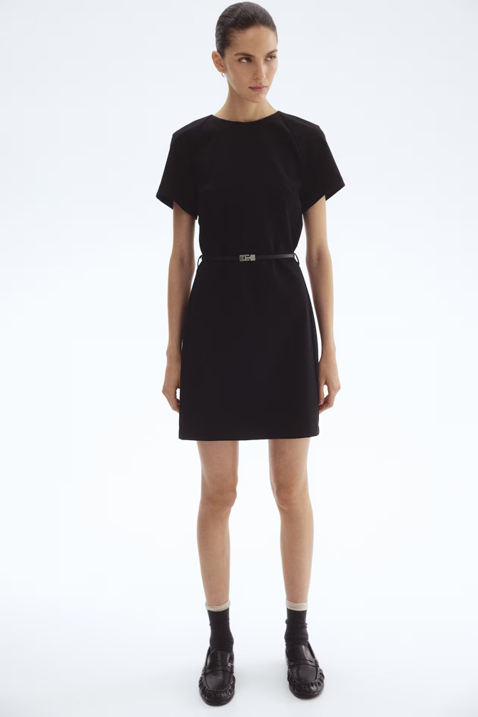H&M - 26,99 EUR