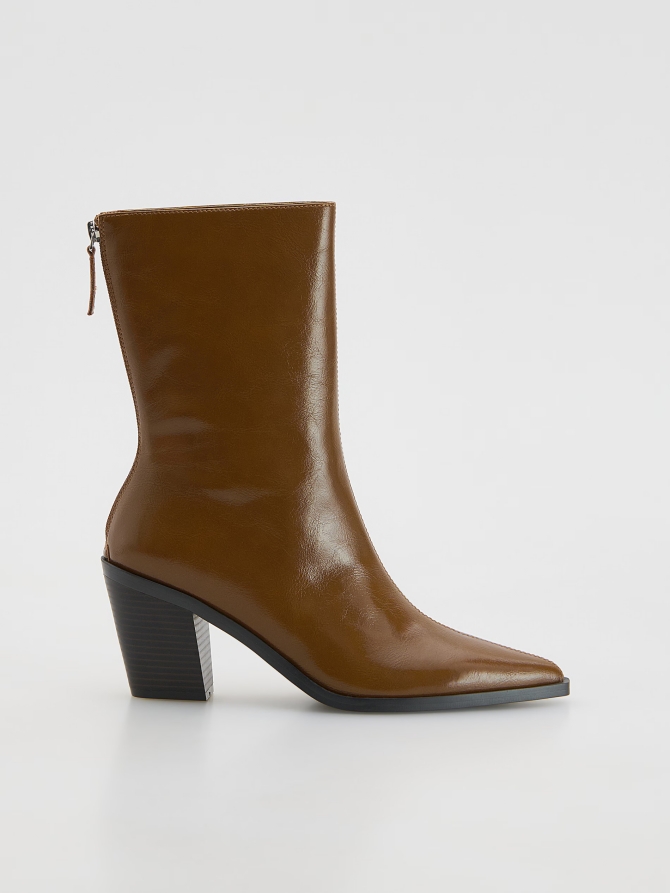 Reserved -  59,99 €