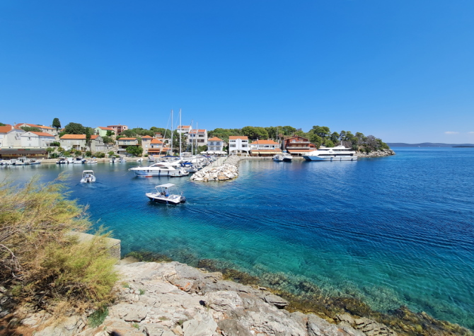 Ilustracija. Božava, Dugi Otok. Foto: CroModa