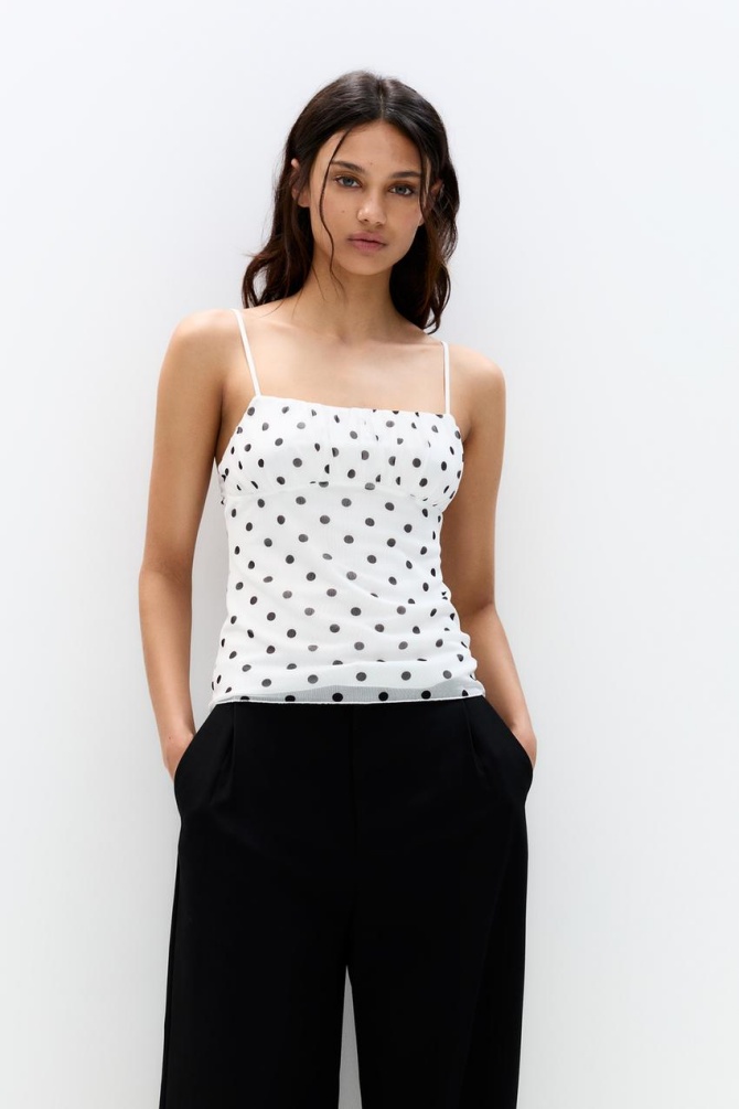 Pull & Bear - 15,99 €