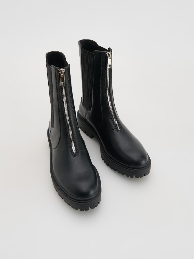 Reserved -  45,99 €