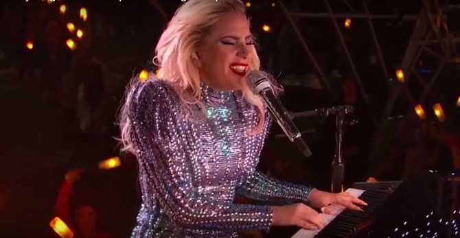 Nastup Lady Gage na Super Bowlu | Foto: Screenshot / YouTube