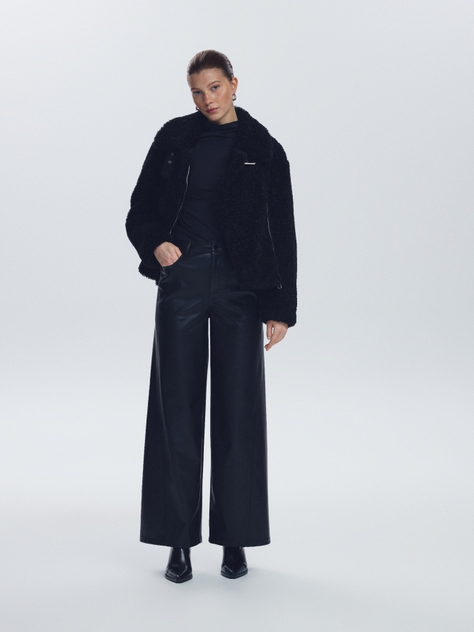 Reserved -  32,99 €