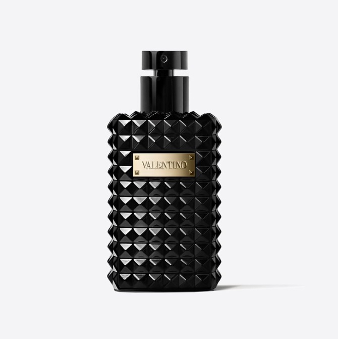 Valentino Noir Absolu Oud Essence