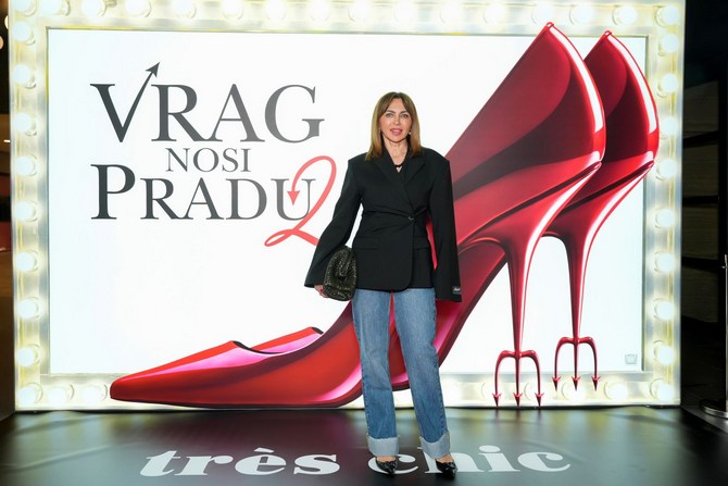 Dr Jelena Jakić