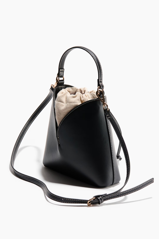 H&M - 24,99 €