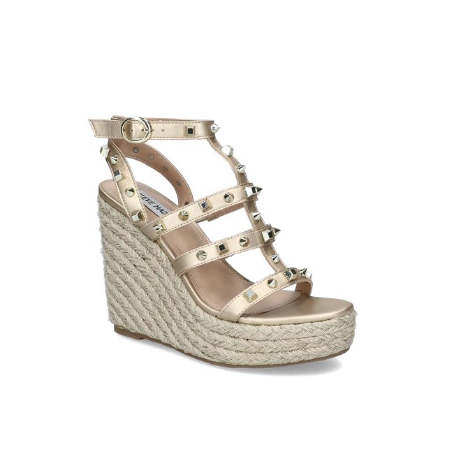 Steve Madden, Mass