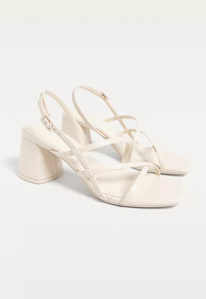 Stradivarius - 22,99 eura