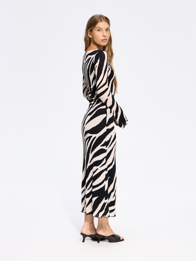 Reserved -  32,99 €