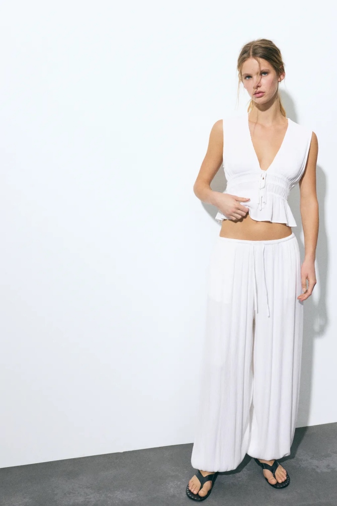 Pull&Bear - 12,99 €