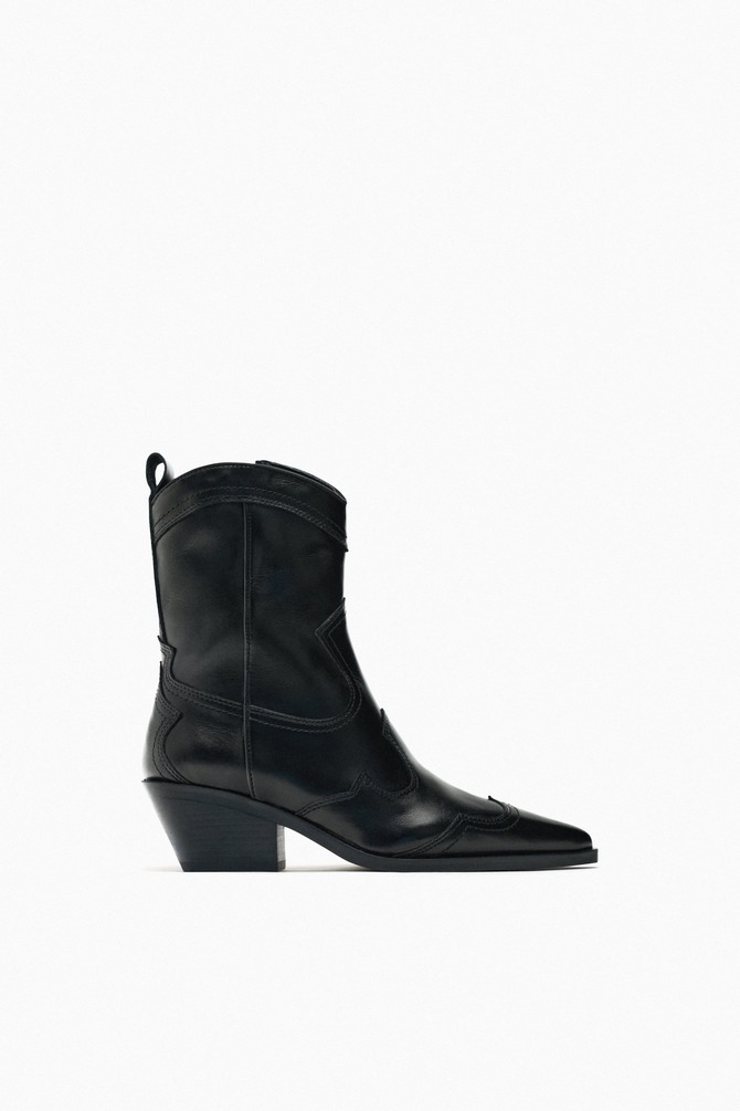 Zara - 69,95 EUR / 527,04 Kn