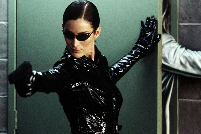 Carrie-Anne Moss u filmu The Matrix (1999.). Foto: DeRigo