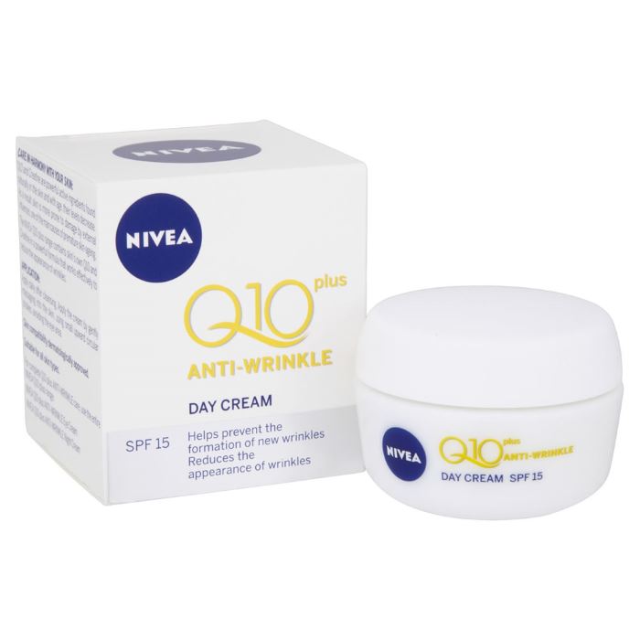 3. Krema Q10 Plus Energizing Day Cream Anti-Wrinkle SPF15, Nivea