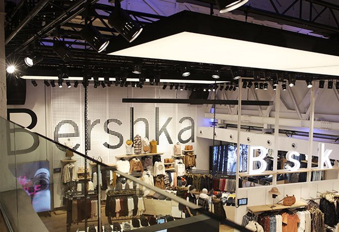 Pepino Permanentemente Interacción Bershka, Pull&Bear i Stradivarius otvorili online shopove za Hrvatsku -  Vijesti - CroModa