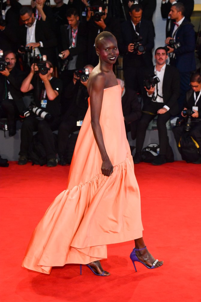 Alek Wek © 2018 Stephane Cardinale - Corbis /Getty Images za Calvin Klein