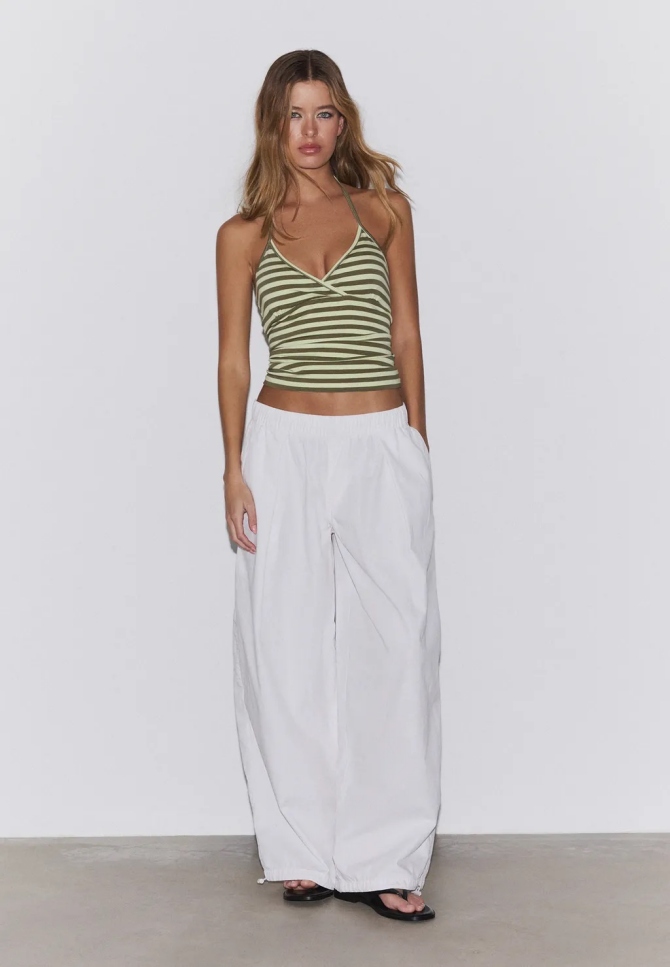 Stradivarius - 25,99 €