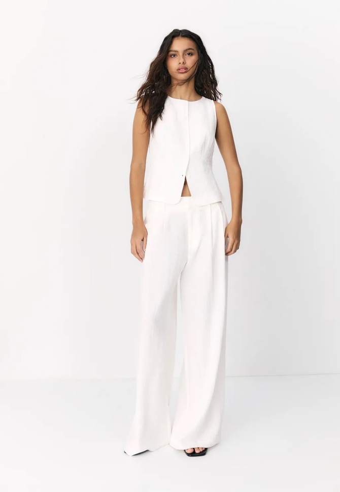 Stradivarius - 25,99 €
