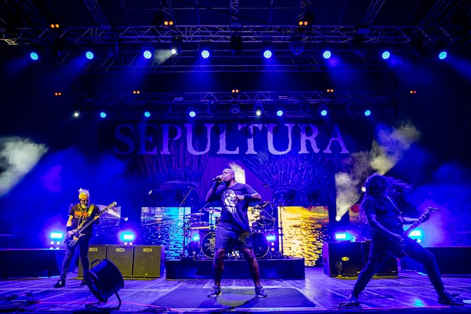 Sepultura na zagrebačkoj Šalati. Foto: Srečko Zajec, CroModa