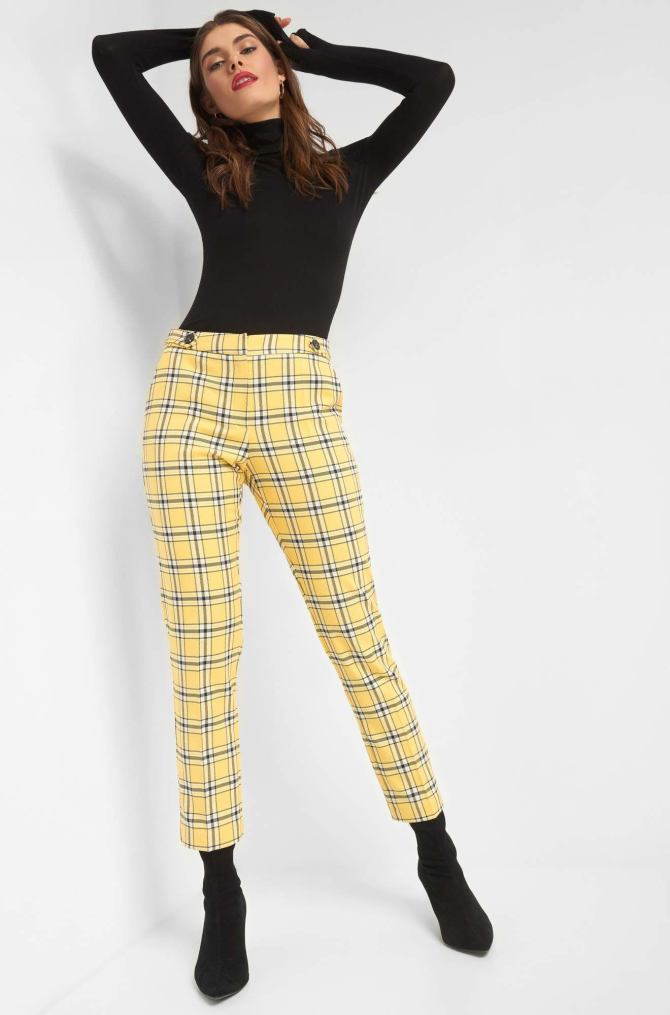 Karirane žute hlače kao zanimljiv prijedlog za proljeće