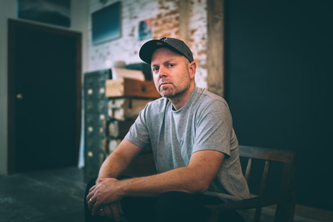 DJ Shadow