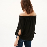 T-shirt - 129,90 kn