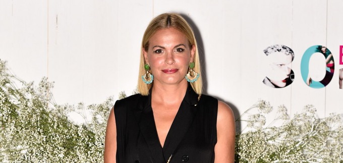 Je li Nevena Rendeli pogodila sa sandalama i torbicom?