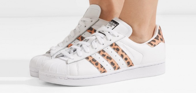 Tri crte u novom ruhu: Stiže 'Superstar' s leopard printom!