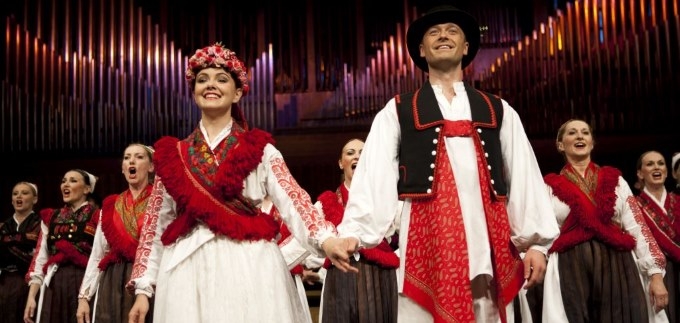 FOTO: Pogledajte najljepše narodne nošnje ansambla Lado
