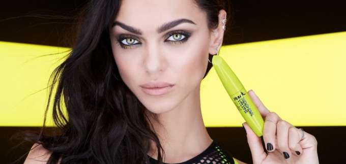 Big&Phenomenal: Nova Avon maskara kreira odvažan look trepavica