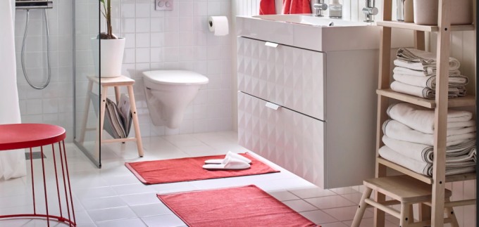 10 ideja za kupaonice s crvenim detaljima