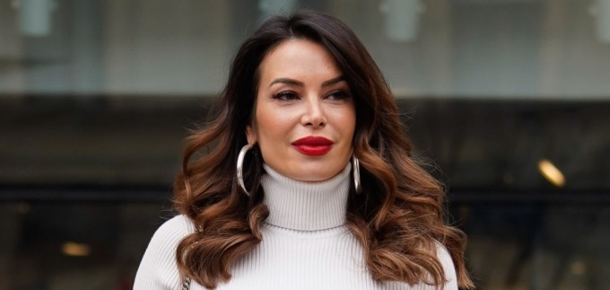 Styling koji je ukrao sve poglede: Ovakve hlače i vi morate imati!