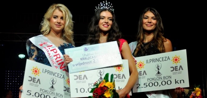 Ivana Volar je Kraljica Jadrana 2016.