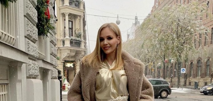 Jelena Rozga je prvi snijeg dočekala u čarobnim hlačama