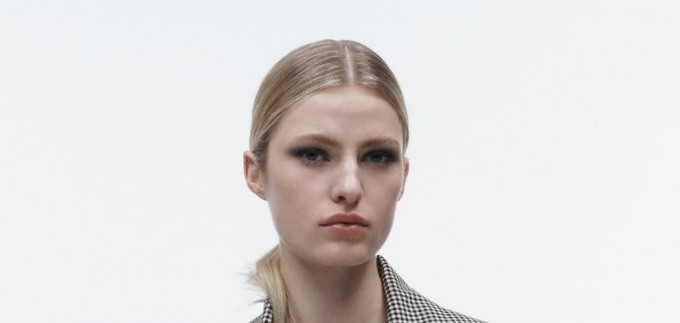 Blejzeri u ovom stilu opet su hit, a Zara ima jedan savršen