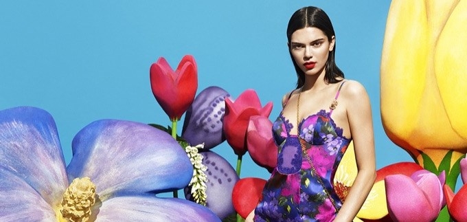 Kendal Jenner i La Perla u bojama Georgije O'Keeffe i Petera Maxa