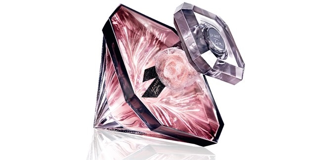 La Nuit Trésor L'Eau de Parfum Caresse: Miris opojno senzualne ruže