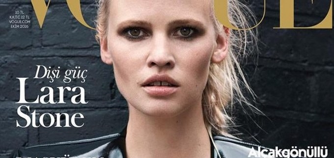 Lara Stone blista i blješti u Vuittonu na naslovnici Voguea