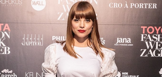 Ženstveno izdanje Lejle Filipović začinjeno sandalama iz snova