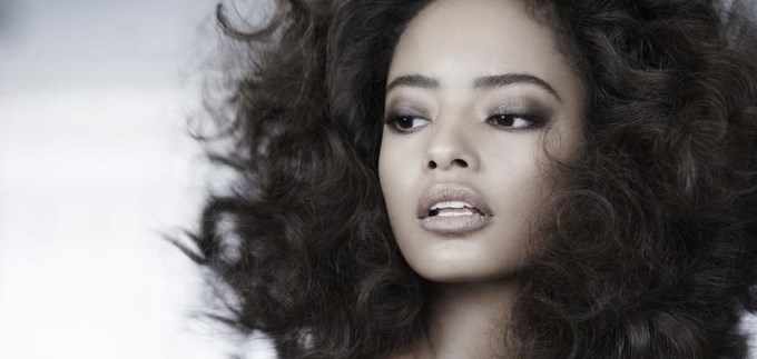 Malaika Firth: Dečka sam upoznala na Twitteru!