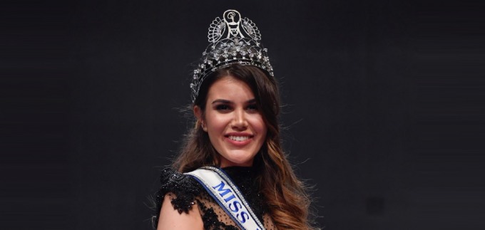 Mirna Naiia Marić iz Zadra je Miss Universe Hrvatske 2020.