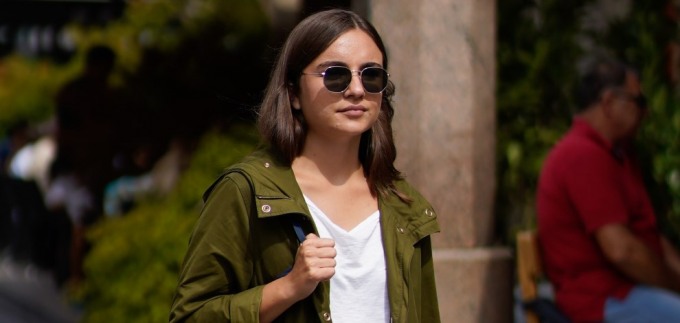 Ovaj jesenski styling upotpunjen je beskompromisnim trapericama!