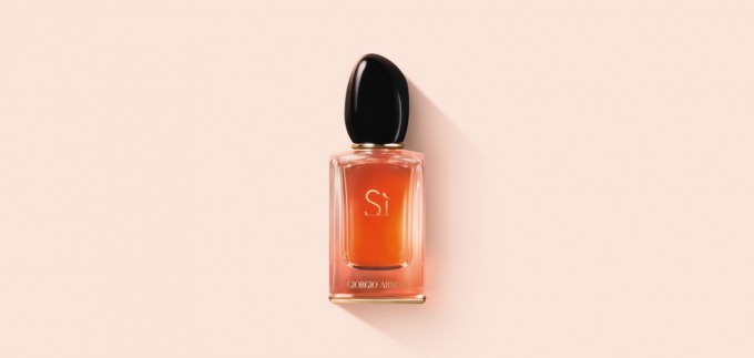 Iz Armanija nam stiže Sì Eau de Parfum Intense