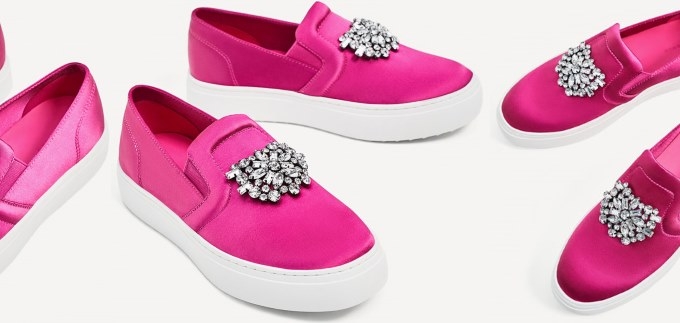 Biste li nosili Zarine satenske tenisice u boji fuksije?