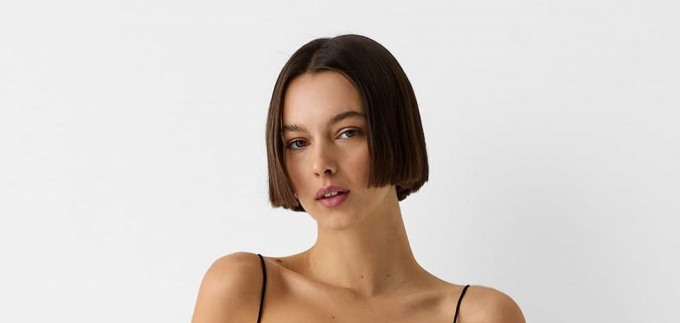 Bershka je ovom proljetnom haljinom osvojila fanove